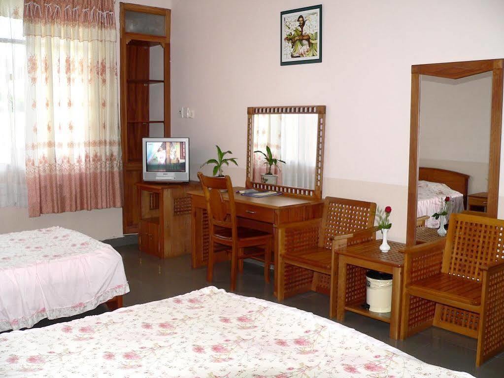 Hoa Binh 2 Hotel Long Xuyên Zewnętrze zdjęcie